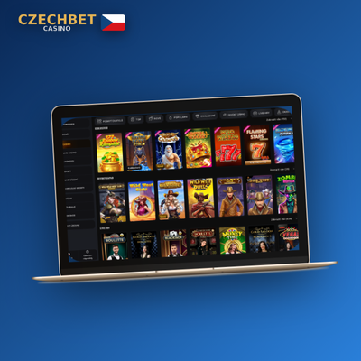 Hráč u velkého monitoru večer spouští sloty v Czechbet Casino pro PC v celoobrazovkovém režimu